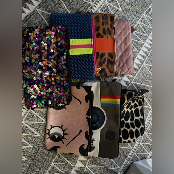 Ipsy - Picture 2 of 2